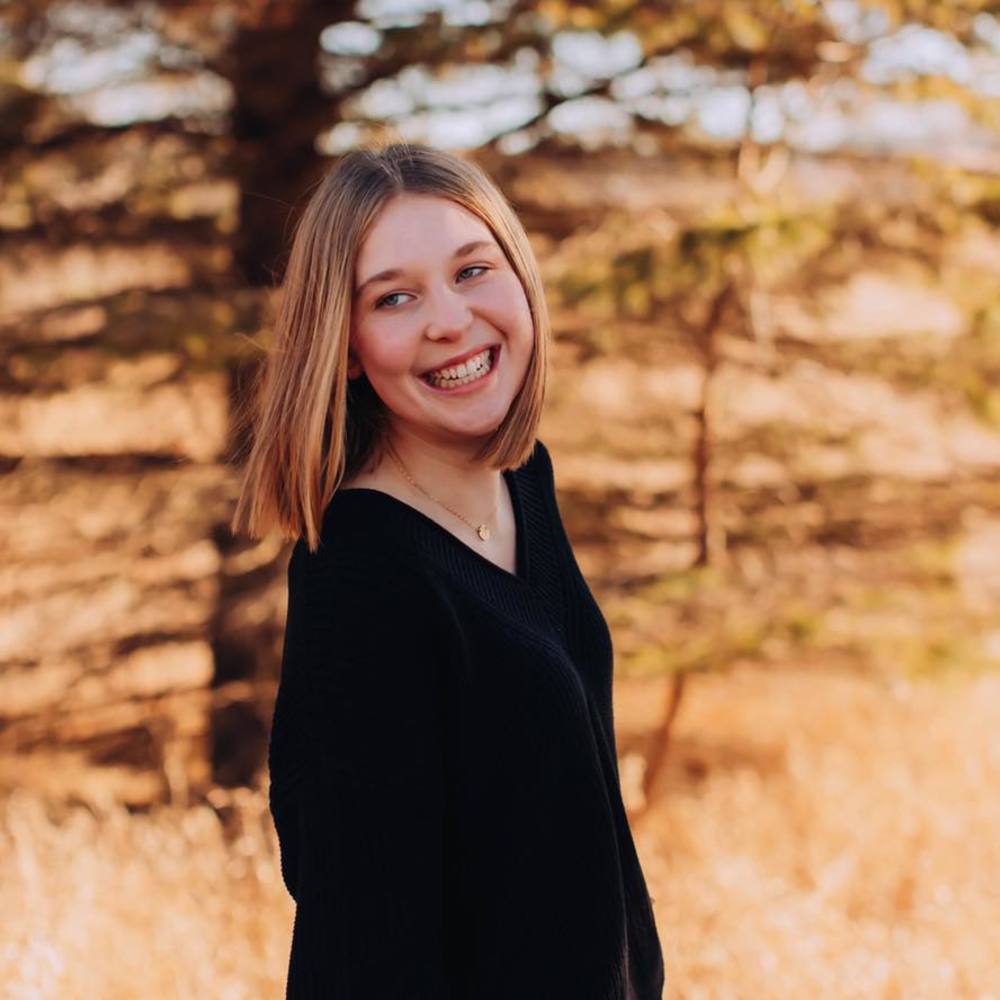 Meet your Posher, Laurel